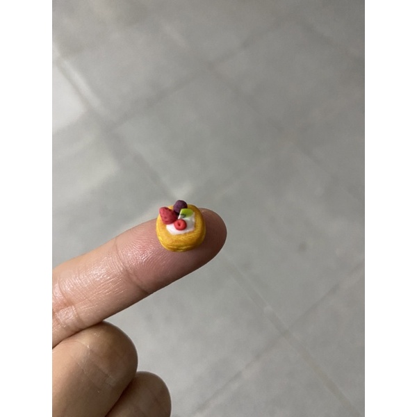 Mô hình bánh mini bằng đất sét