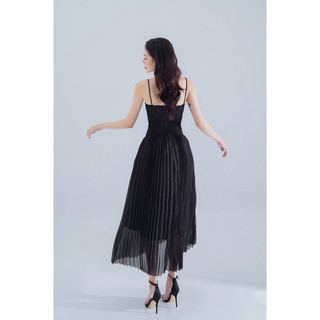 Đầm Đen 2 Dây Tùng Voan Dập Ly - Xipi
