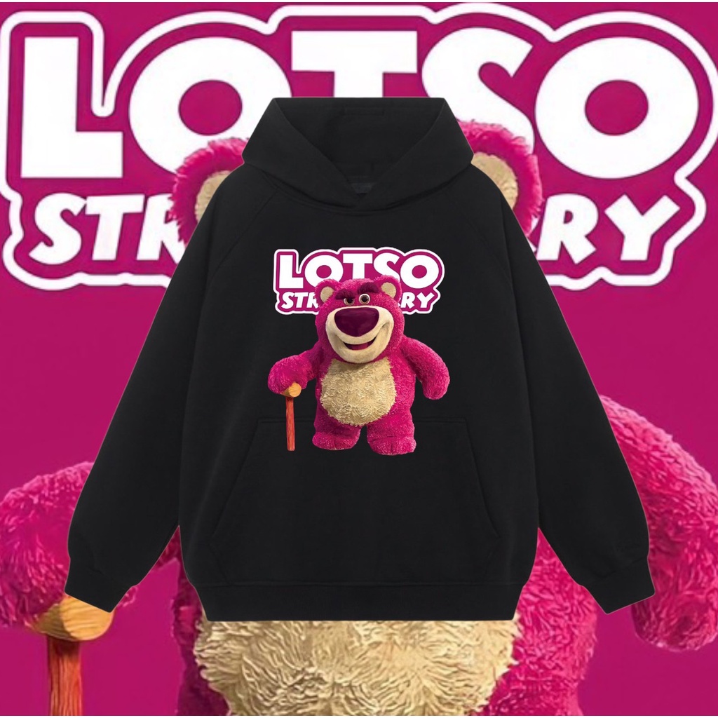 Áo Hoodie Gấu Dâu Lotso chống gậy - chất nỉ bông Hàn, dáng rộng, nam nữ đều mặc được (Unisex) | BigBuy360 - bigbuy360.vn
