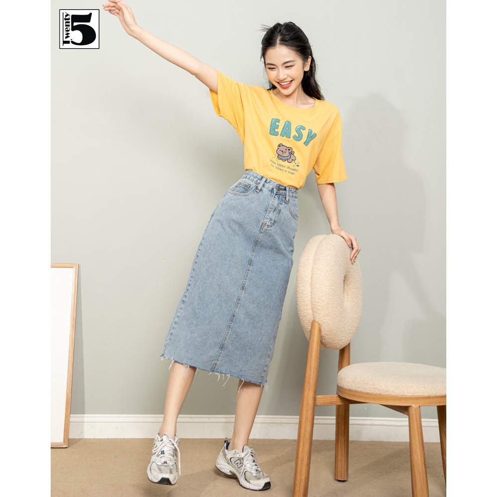 Áo thun nữ dáng rộng tay lỡ họa tiết thêu chữ vải cotton Twentyfive 4553