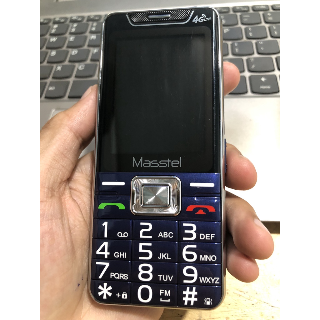 Điện thoại Masstel Izi 55 4G ( Hàng chính hãng + Bảo hành 12 tháng ) có trầy xước