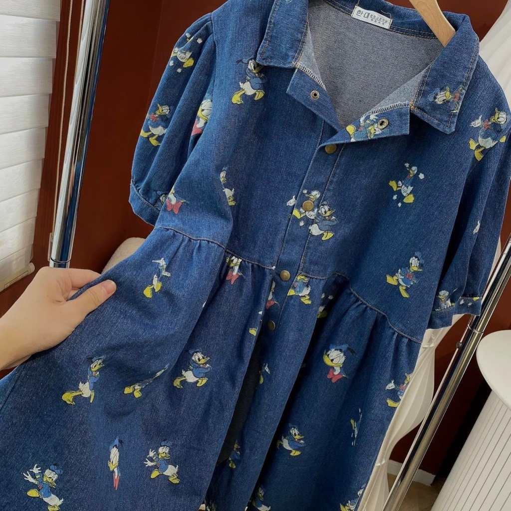 Đầm Jean Cổ Sơ Mi In Hình Vịt Donal, Váy Babydoll Chất Liệu Jean Bò Mềm - Huyền Shop