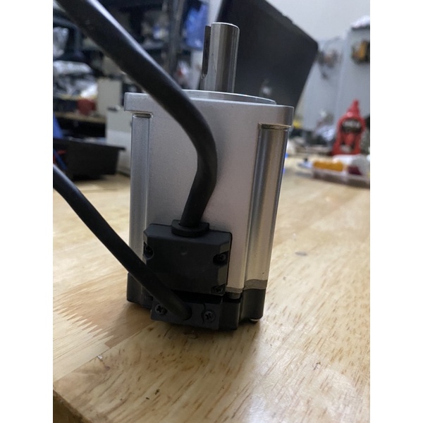 Motor Sevor AC MHMF042L1C2M