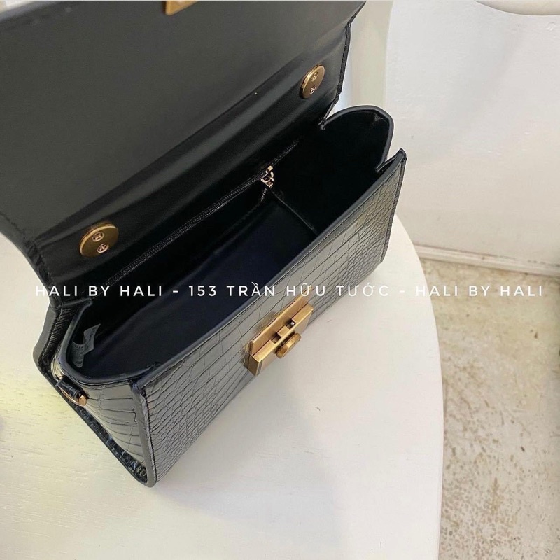 Túi cnk quai xách da sần