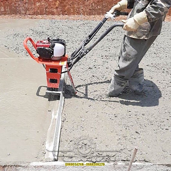 Thước Nhôm 2 mét dùng cho Máy Đầm Thước chạy xăng và điện
