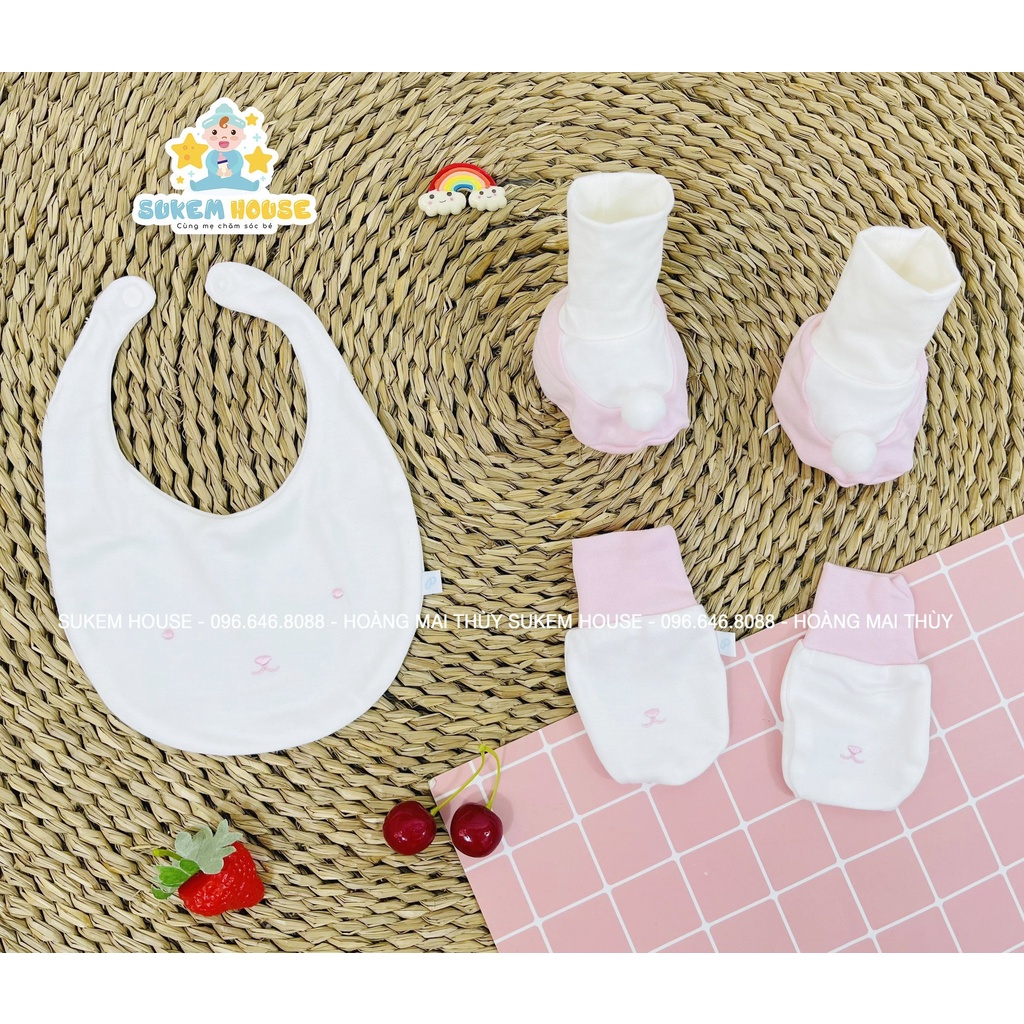 Set Phụ kiện mũ, Yếm, bao tay chân Nous cho bé