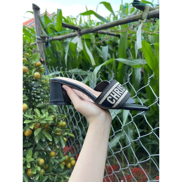 Gót bảng Di.or gót vuông 5p mũi vuônh có big size40-45 kèm ảnh thật phía sau
