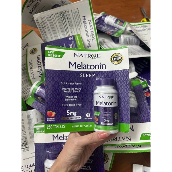 Viên Ngậm Natrol Melatonin 5mg 250 viên date 31/10/23 xả 🍇🍇🍇