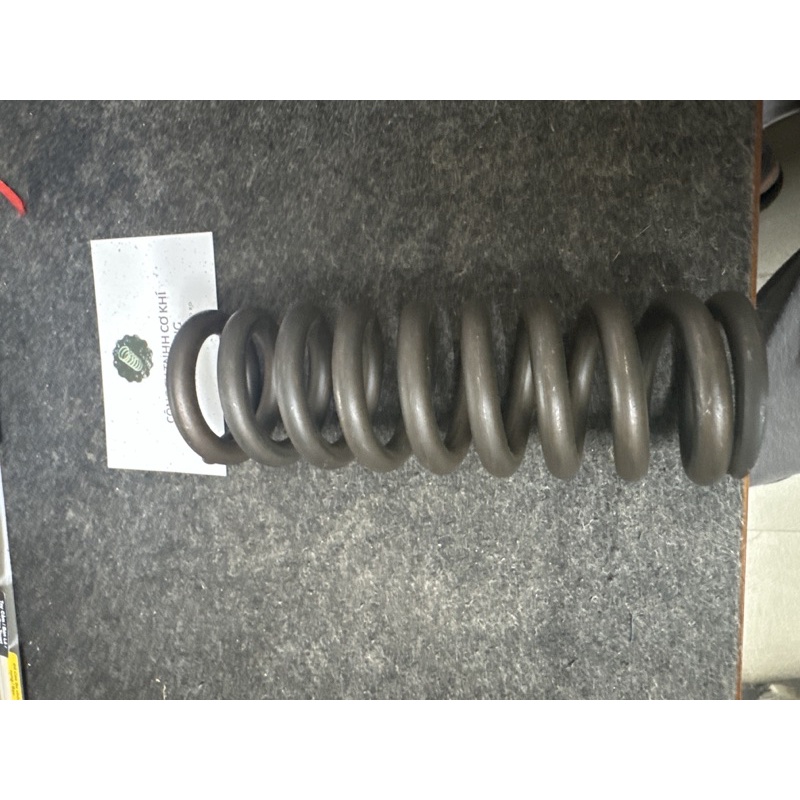 Lò xo nén sợi 8mm đk ngoài 50mm cao 150mm