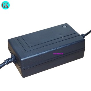 Sạc bình phun thuốc sâu 12V điện tử