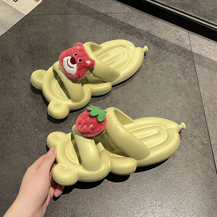 Dép gấu dâu Dép lê gấu thời trang đi bên ngoài mùa hè phong cách Hàn Quốc