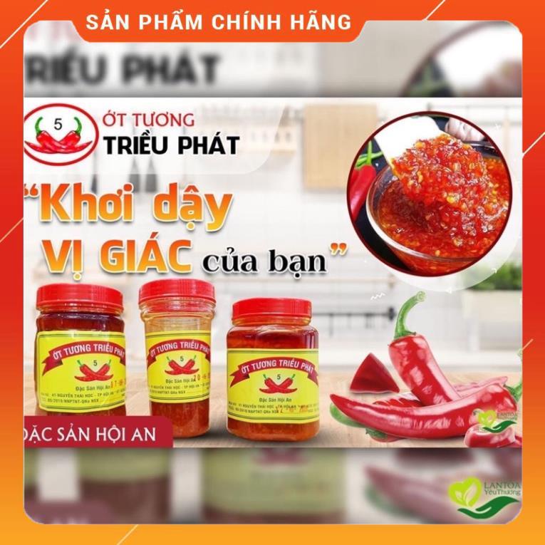 Tương ớt Hội An, hương thơm độc đáo của quê nhà.Đặc biệt thơm ngon khi ăn kèm với Cơm gà Hội An, Phở, Lẩu, Mỳ Quảng,
