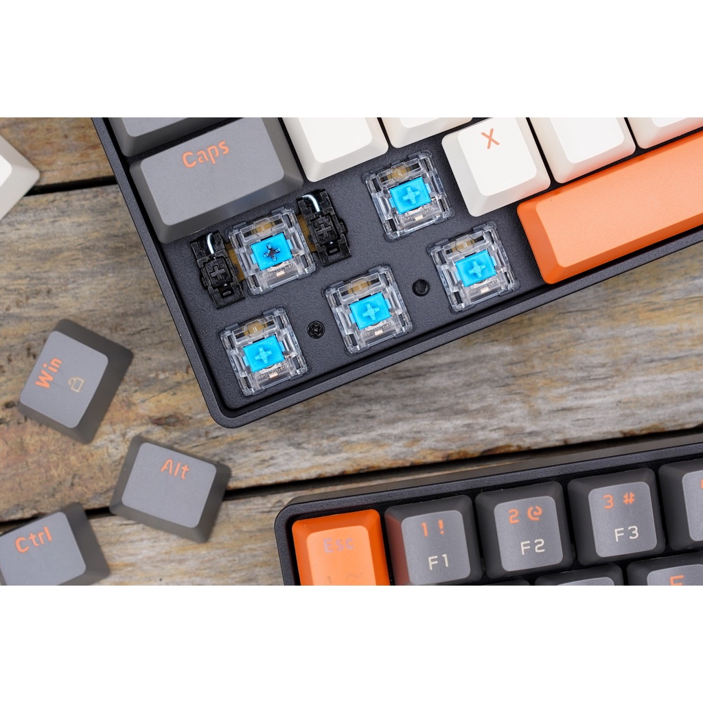 Bàn phím chơi game cơ không dây giá rẻ E-DRA EK368L