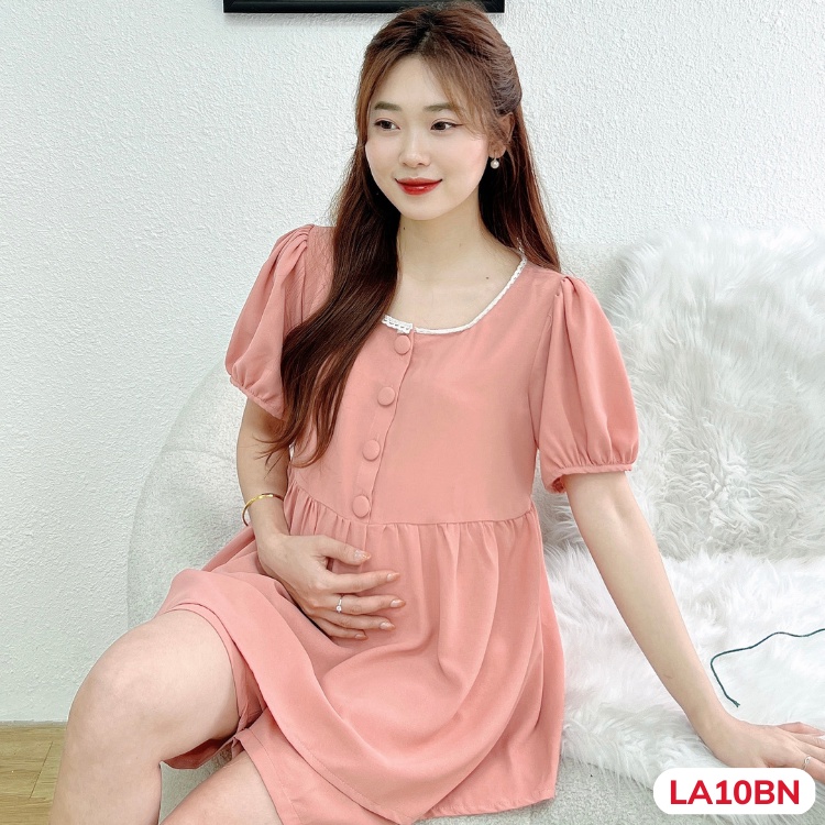 Bộ Đồ Bầu Larosa Ngắn Tay Chất Đũi Mềm Mịn Thấm Hút Mồ Hôi Cổ Ren Cúc Ngực Cho Mẹ Bầu Và Sau Sinh LA10BN