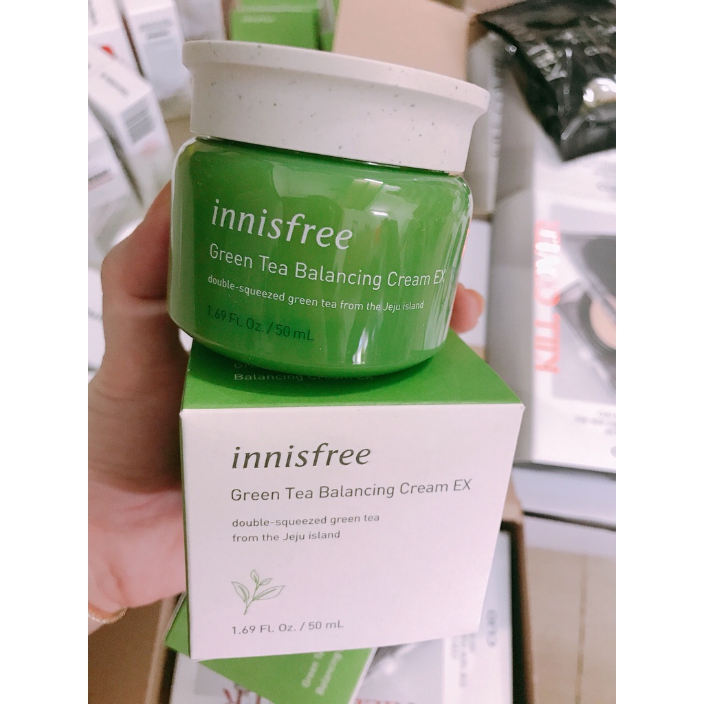 Kem dưỡng cân bằng độ ẩm trà xanh innisfree Green Tea Balancing Cream EX