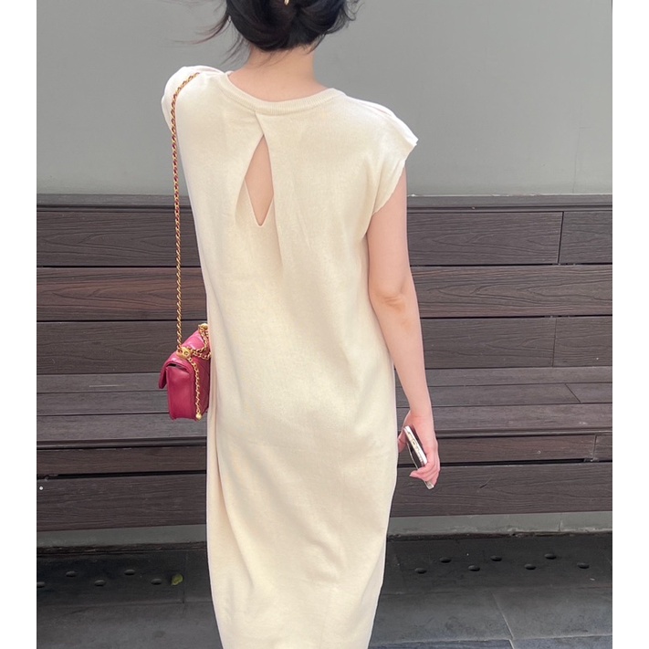 Đầm len suông dài xẻ chéo lưng Hàn Quốc