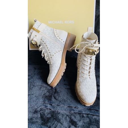 GIÀY BOOT NỮ MK MICHAEL KORS KINCAID LACE UP BOOTIE NWT SIZE 36.5