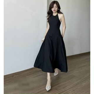 Đầm váy freesize maxi yếm đen hở lưng