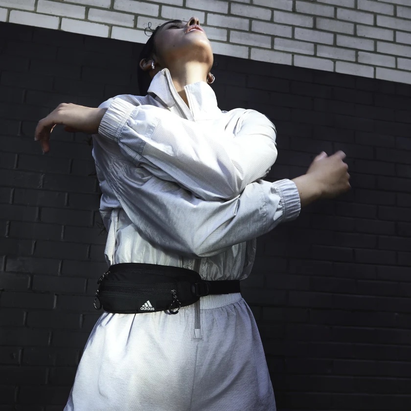 Túi đeo hông chạy bộ Adidas - Đen