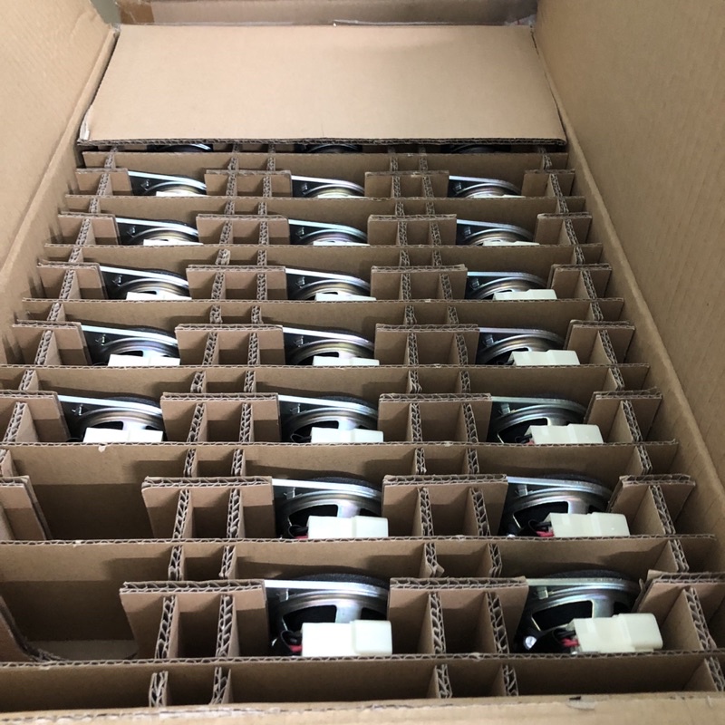 Loa center xe Toyota Land Cruiser 8ohm 9w 2.5″ có tụ phân tần