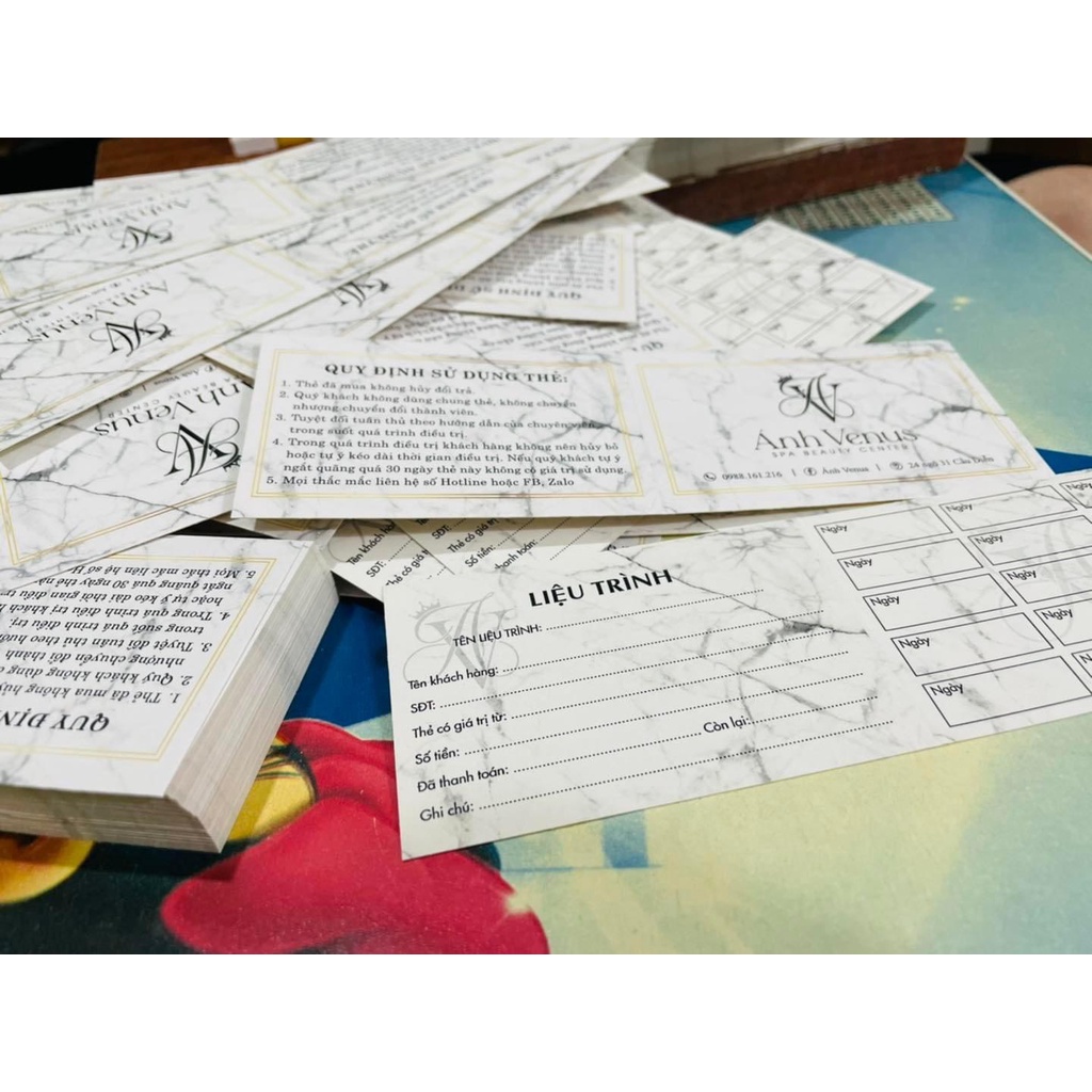 100 thẻ Thẻ liệu trình, Thẻ bảo hành phun xăm, gift certificate in theo yêu cầu lấy luôn trong ngày KT 18x5.5cm