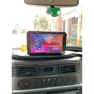 Màn hình android Oledpro cho xe tải tặng dưỡng xe tải đặt trên taplo và đổi nguồn 24V-12V