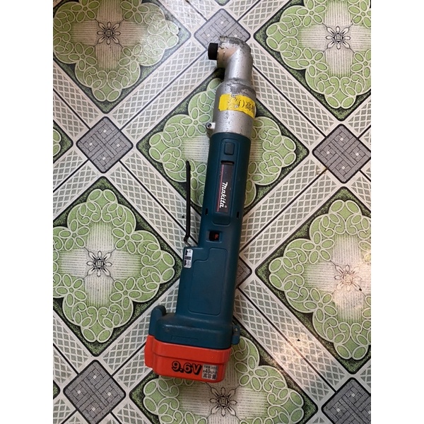 Máy công cụ :vít góc 9.6v makia 6940D và cưa kiếm makita 18v JR180D