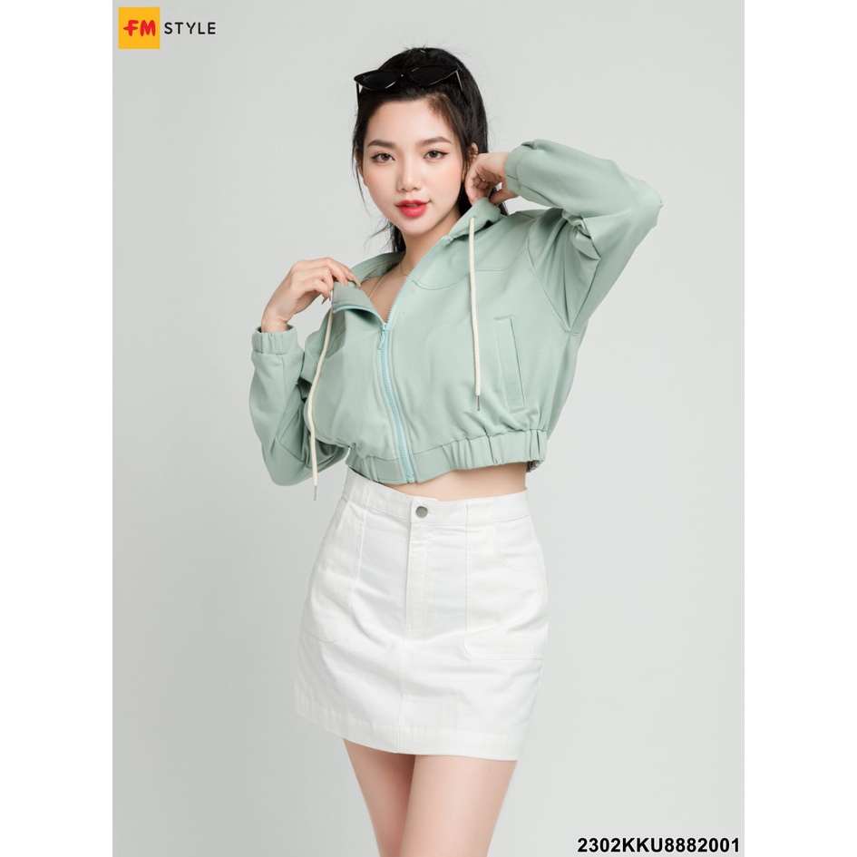 Áo khoác chống nắng nữ FM STYLE chất thun dày dặn dáng ngắn croptop dây kéo có mũ lớn rộng thoải mái 23020562