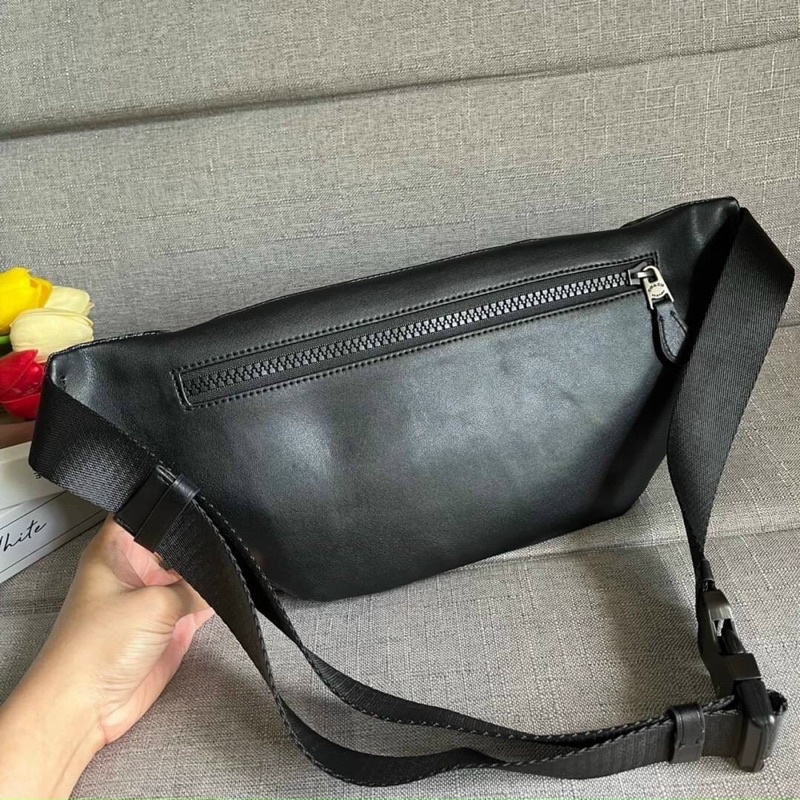 TÚI BAO TỬ COACH TRACK RIVINGTON