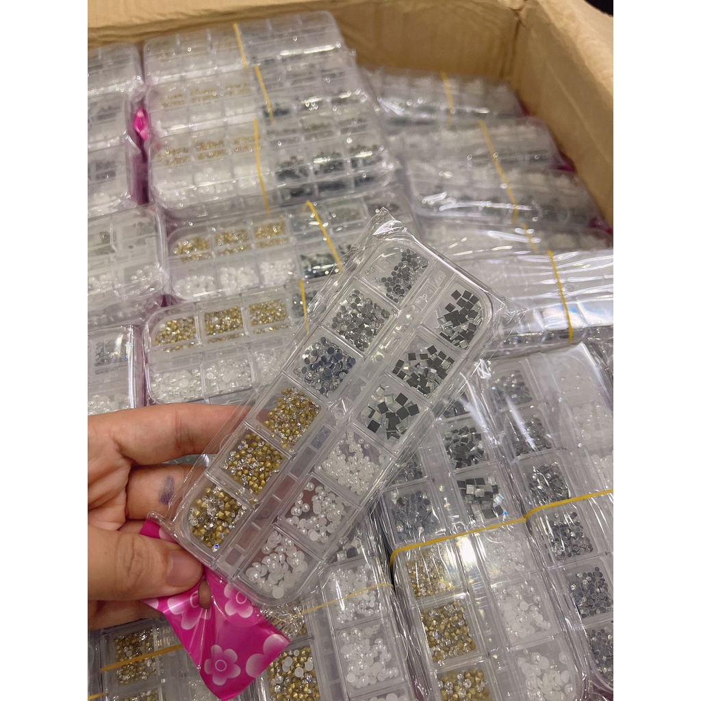 Charm nửa trang trí nail mix đá nhiều mẫu nhé ạ