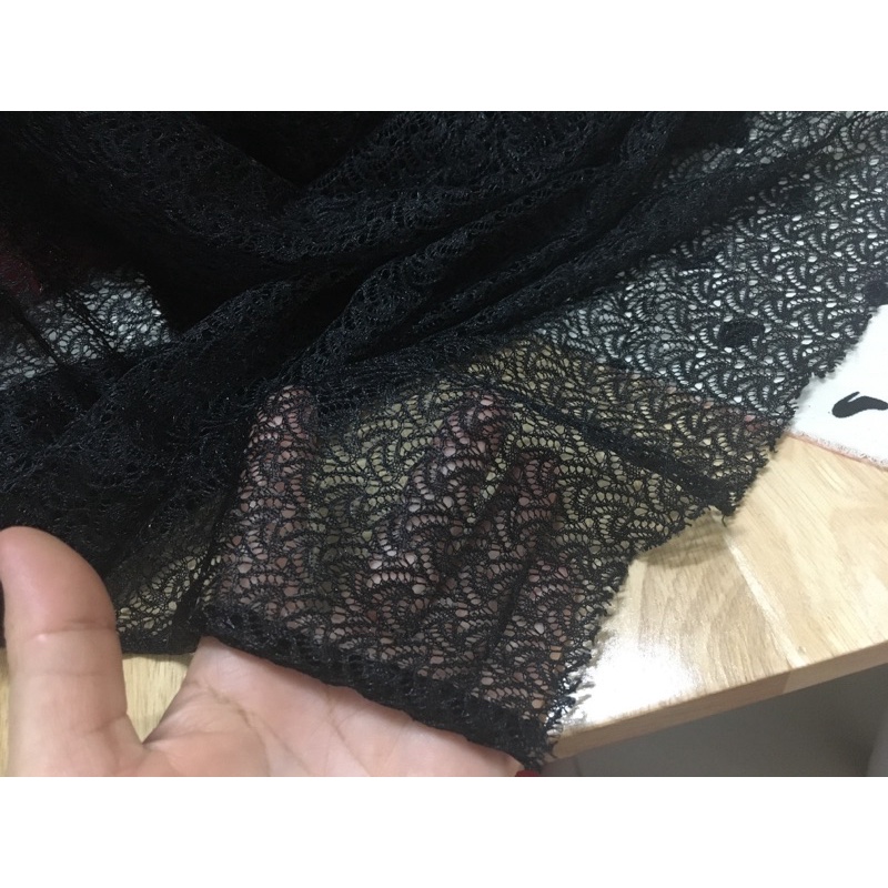 1m vải ren đen
