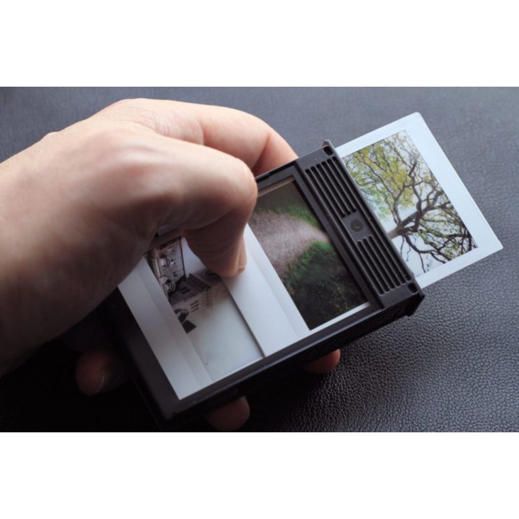 Khung ảnh Polaroid instax film (bằng hộp film rỗng)