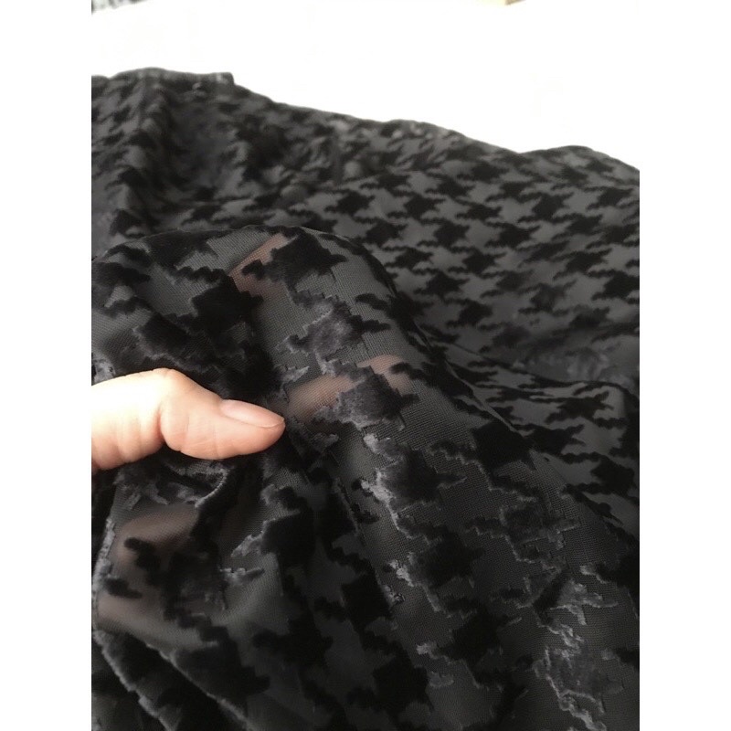 Vải voan ép nhung đen tuyền mềm mịn may đầm váy , áo kiểu , áo dài đẹp thời trang