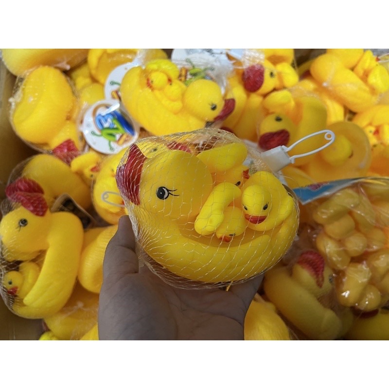 Đồ chơi đàn vịt thả bồn tắm cho bé (bóp có tiếng)