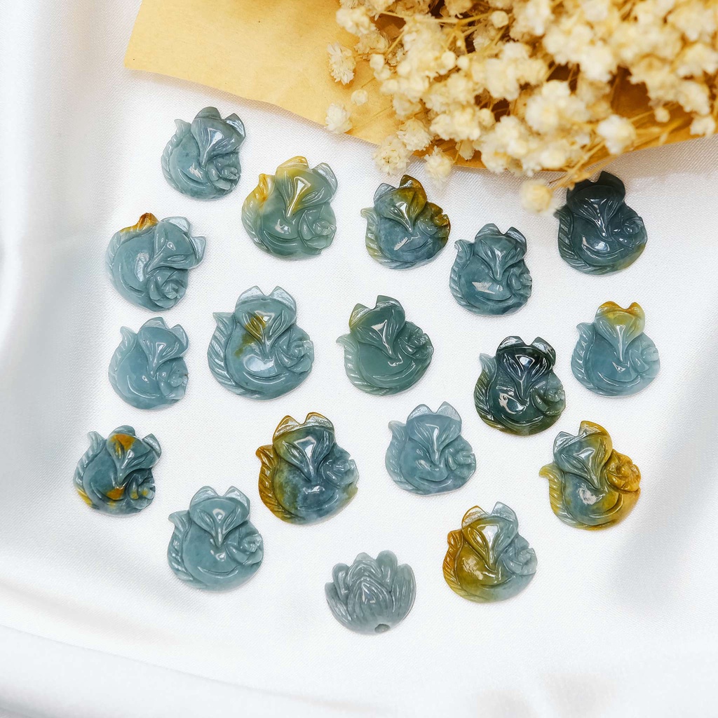 Hồ ly Lam Ngọc chuẩn A làm mặt dây, xỏ vòng tay UPCARA không bao gồm móc bac925