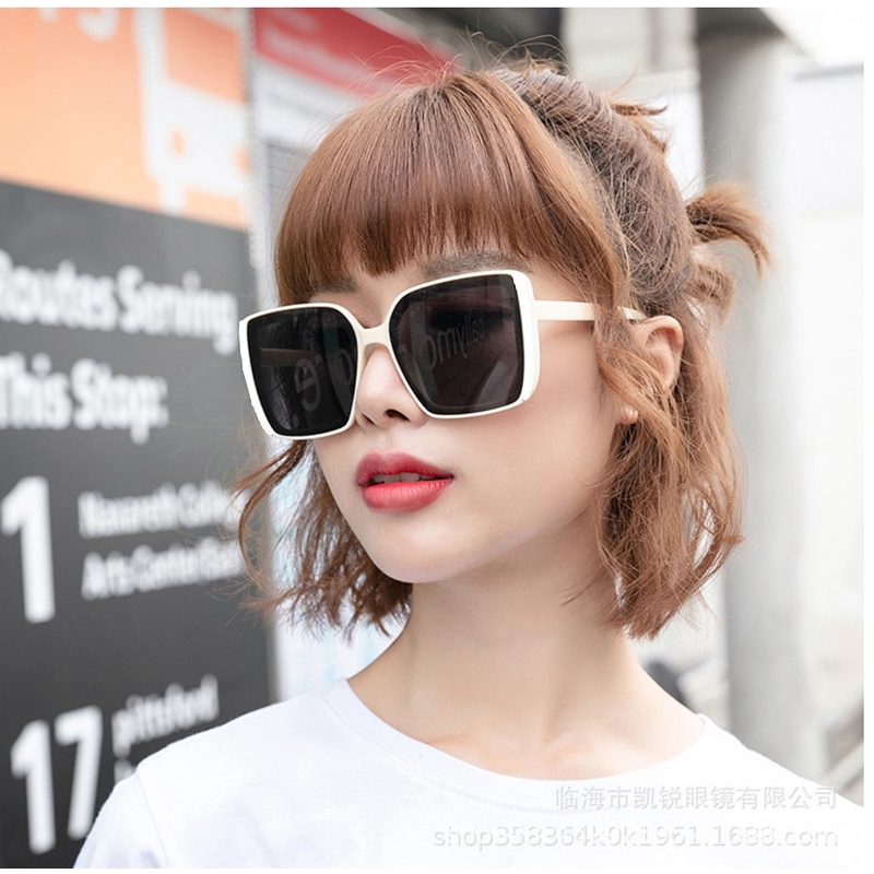 Kính mát du lịch chống tia UV thời trang cho nữ k69