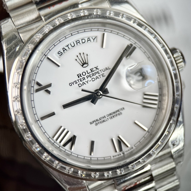 Đồng hồ nam Rolex Daydate size 41mm mặt trắng số la mã máy cơ Thuỵ Sỹ 3255