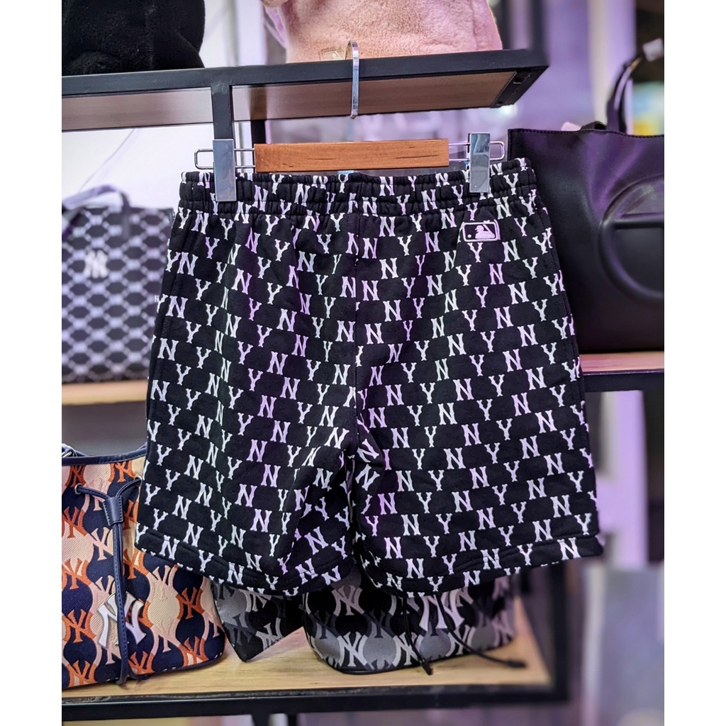 Quần Short Unisex MLB Monogram Allover Logo Half Pants New York Yakees