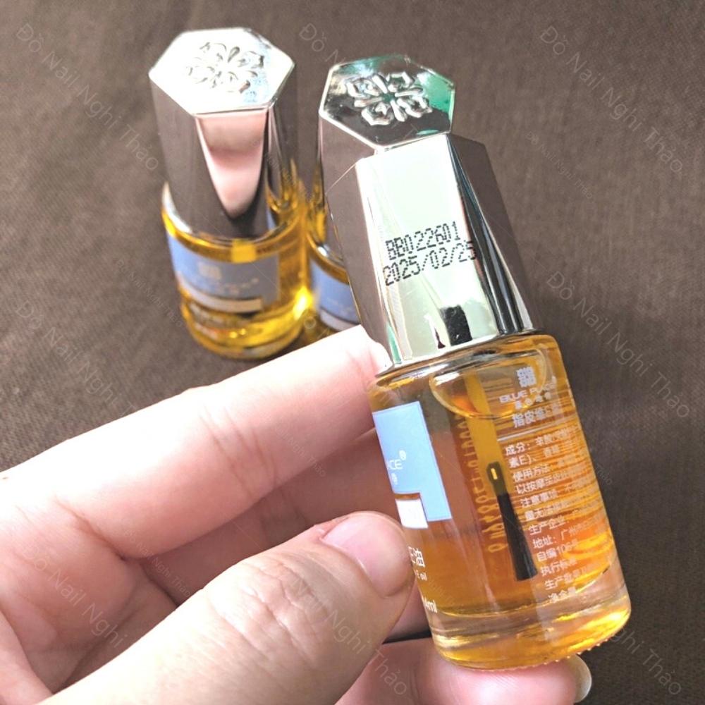 Nước tháo móng úp Blue Place 14ml