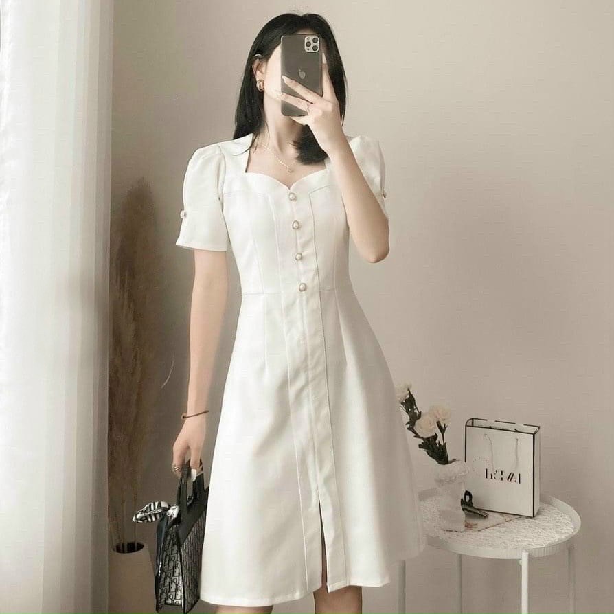 Đầm váy freesize trắng nút ngọc cổ tim