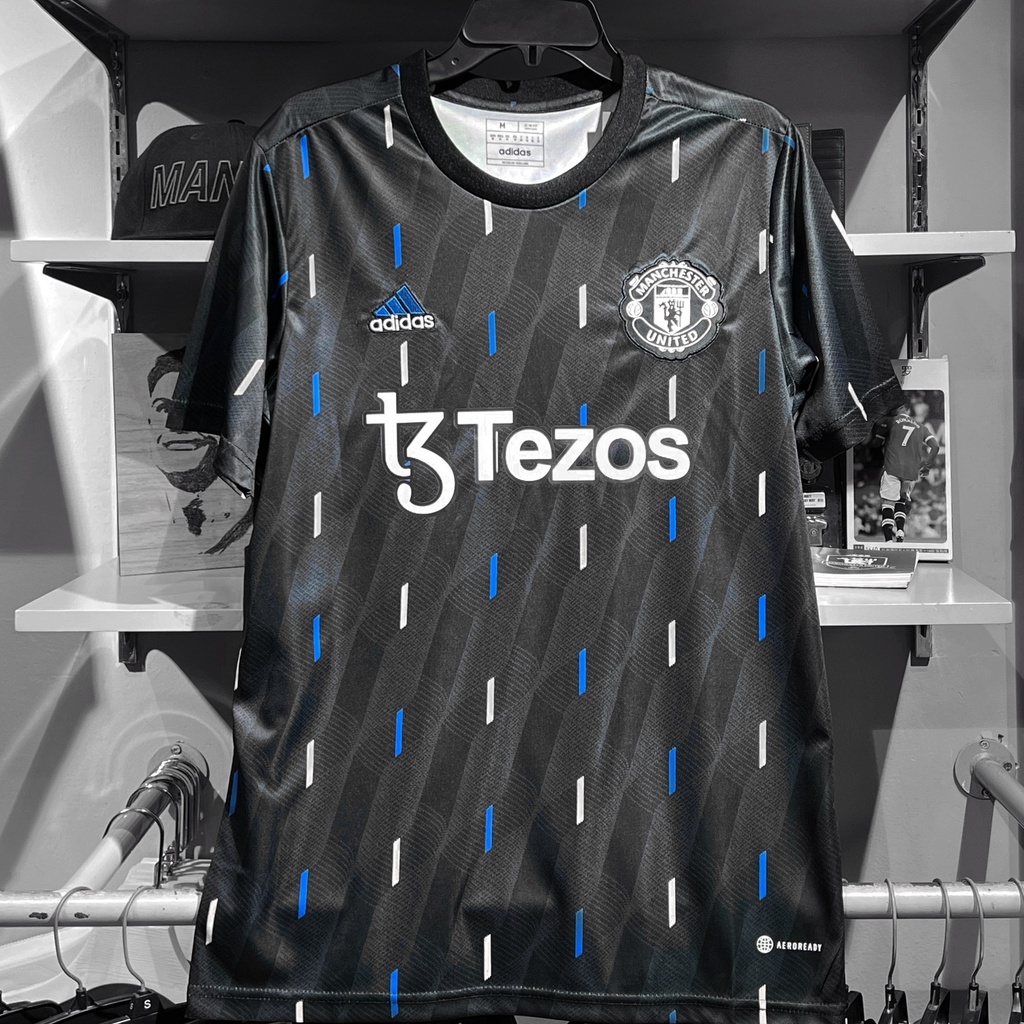 Áo training Adidas MU Prematch Warm Up - Đen sọc trắng xanh NEW