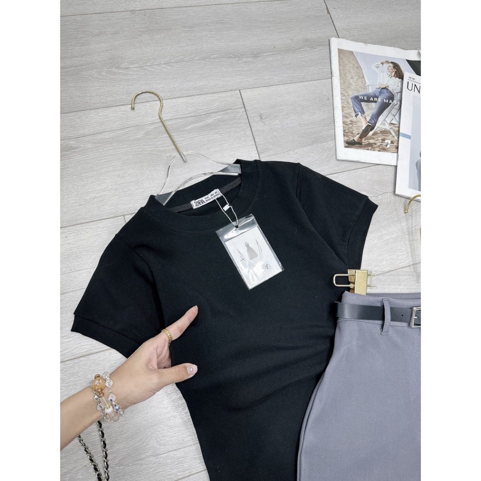 Set Áo Đen Mix Chân Váy Xám Dáng Dài, Xẻ 1 Bên Siêu Hót