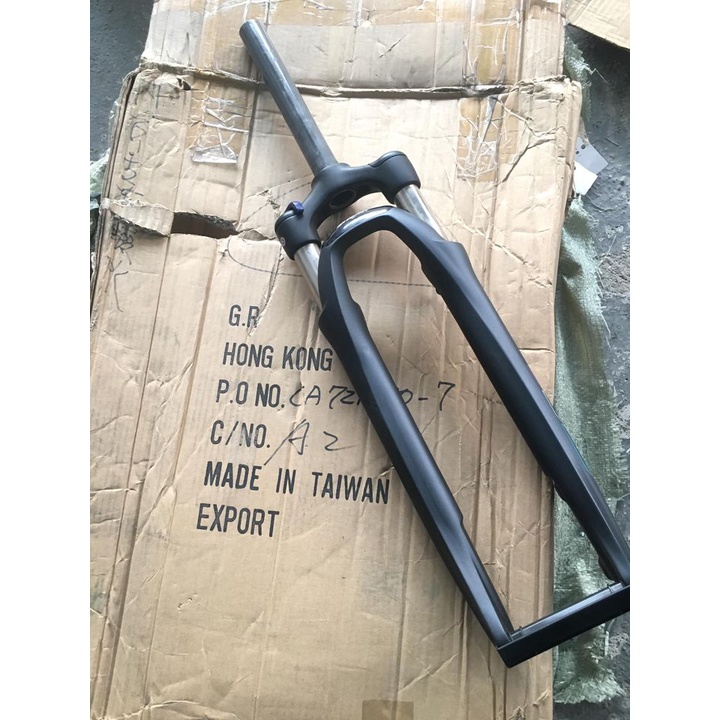 Thụt giảm xóc / càng giảm xóc Suntour 700C Phanh đĩa MADE IN TAIWAN. XE ĐẠP Tuaring [ Chính hãng ]