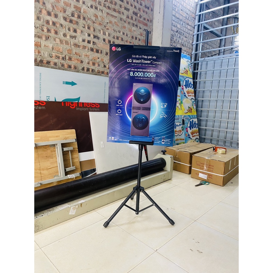 Giá standee treo tấm poster, treo tranh hai mặt bằng sắt, kệ để tranh chữ thập, giá chữ thập