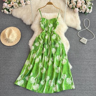 #2660 [Order] Đầm hai dây dáng cổ V màu xanh lá họa tiết có size