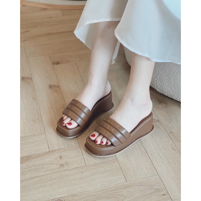 Dép bánh mì quai ngang 3 viền