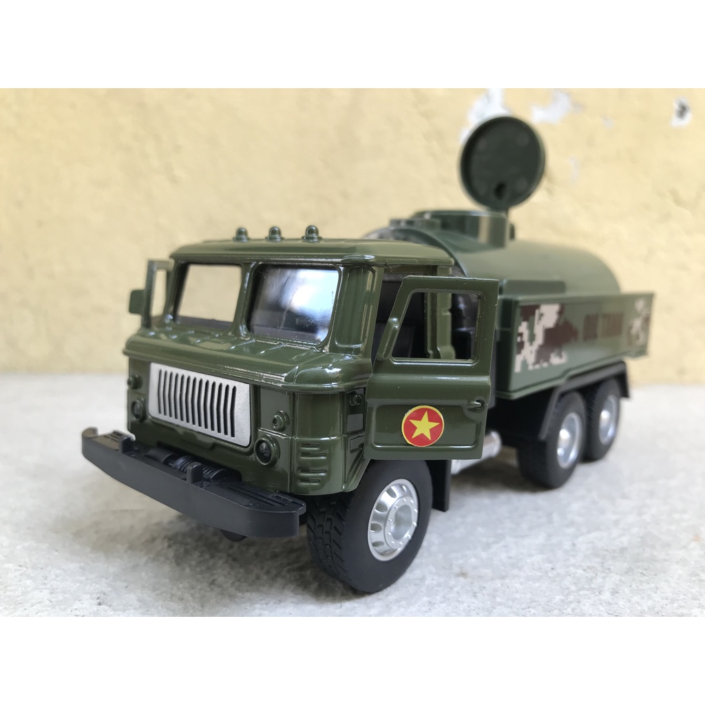 Mô hình xe Quân đội Gaz 66 Xăng dầu 1:36