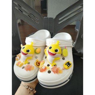 Combo dép sục crocs baya cho bé trai bé gái màu trắng, giày clog kid ( tặng kèm chip đèn nháy)