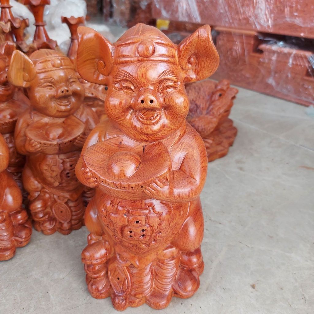 Tượng gỗ phong thuỷ - Tượng heo dâng vàng Tài lộc bằng gỗ hương nguyên khối cao 20cm -25cm - 30cm