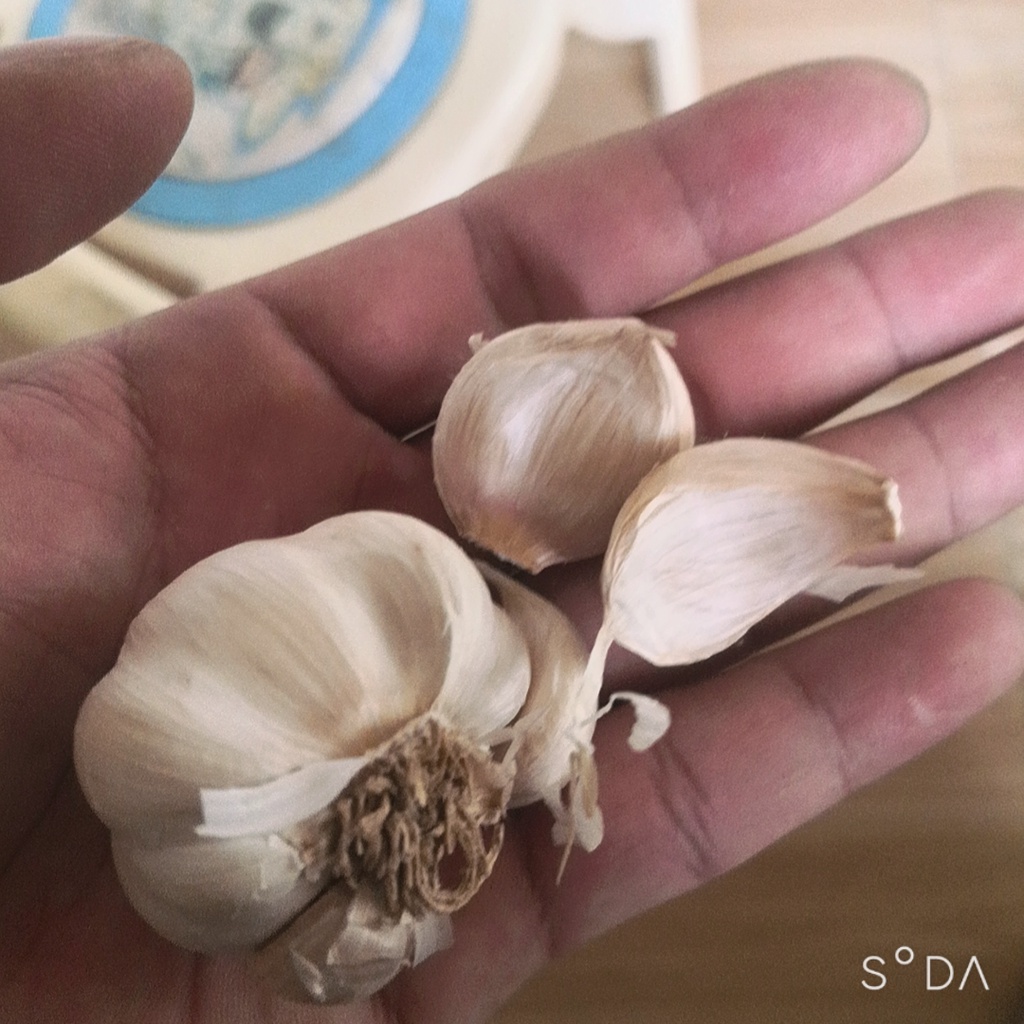 Tỏi khô phi 1kg, Tỏi ta nhà làm